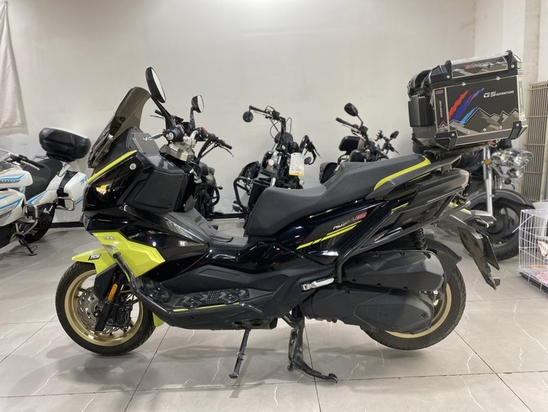 二手三阳哈士奇 Husky ADV300