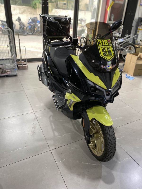 二手三阳哈士奇 Husky ADV300