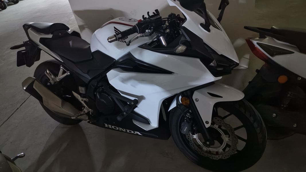 二手本田CBR400R