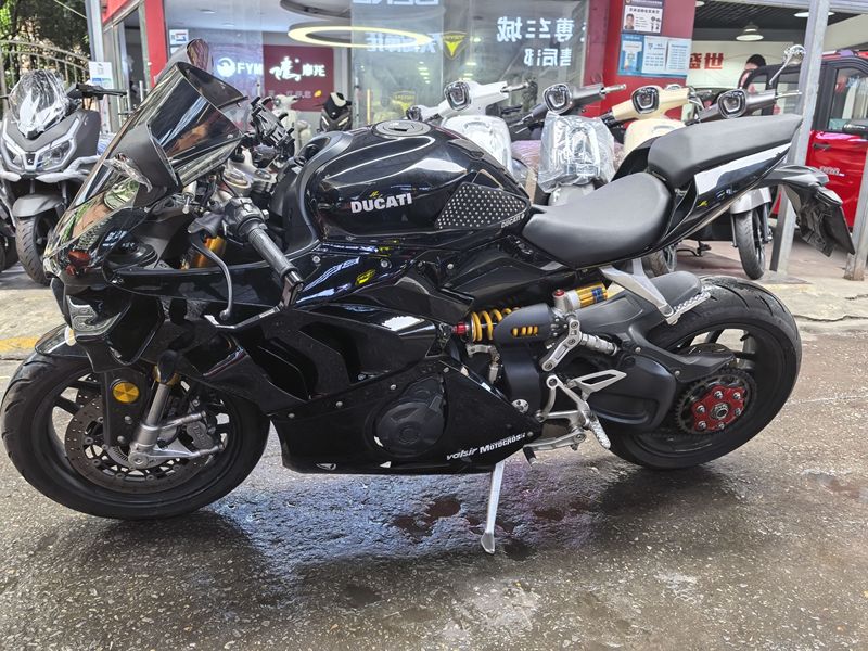 二手摩迪威800RS