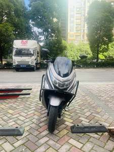 二手豪爵UHR150