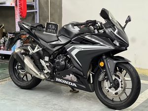 二手本田CBR400R