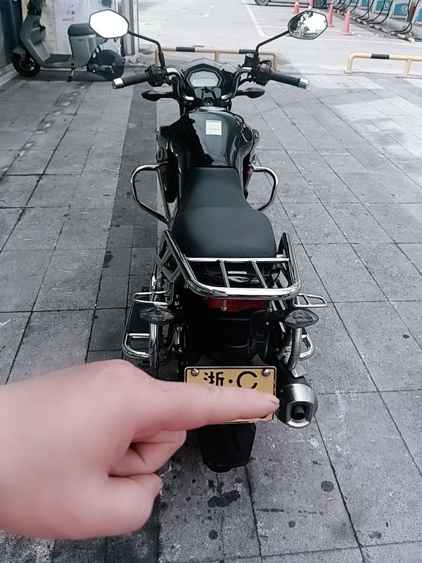 二手豪爵DKS150