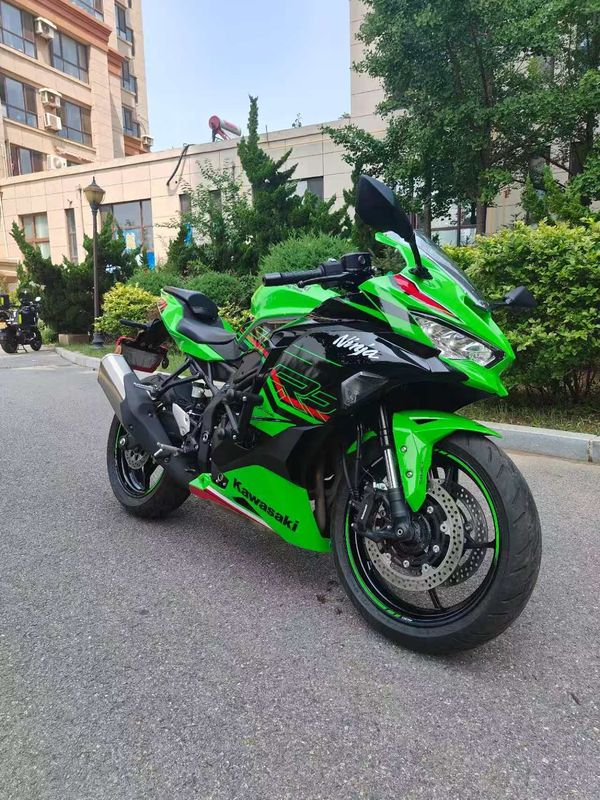 二手川崎ZX-4R