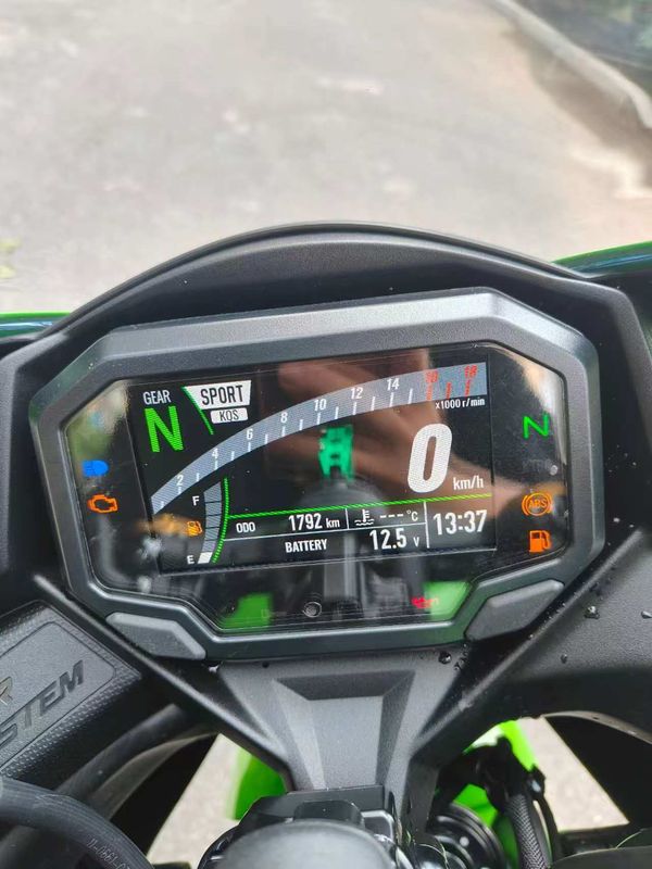 二手川崎ZX-4R