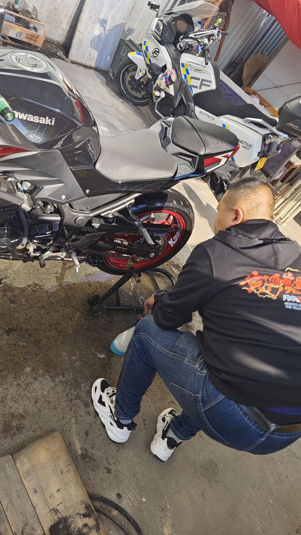 二手川崎Z 250 ABS