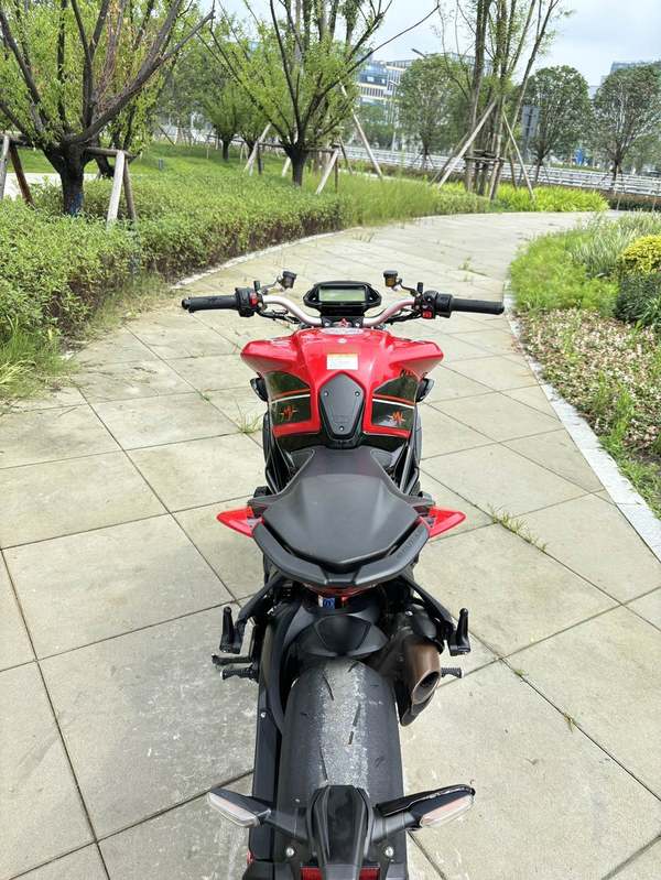 二手奥古斯塔Brutale 800