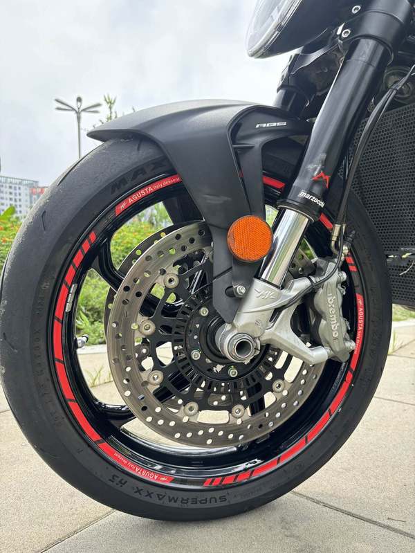 二手奥古斯塔Brutale 800