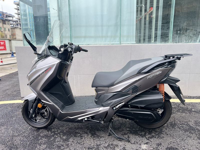 二手QJMOTOR鸿250