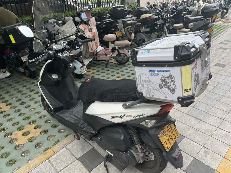 二手三阳小钢侠 CROX