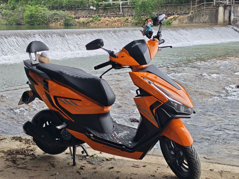 二手五羊本田NWX125