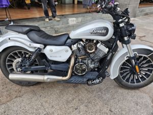 二手奔达Rock300 灰石