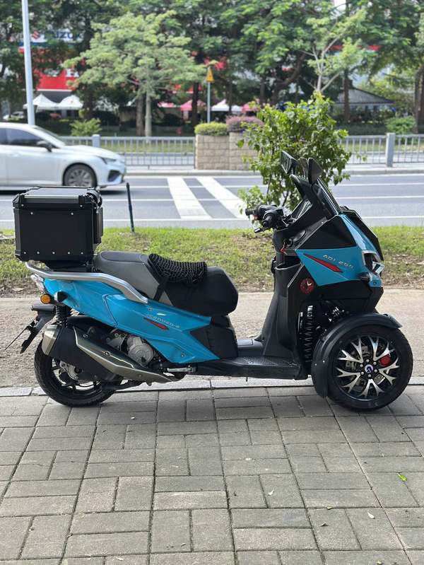 二手ADIVAAD1 200