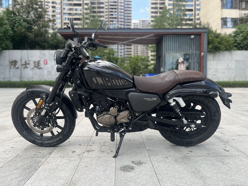 二手QJMOTOR闪250