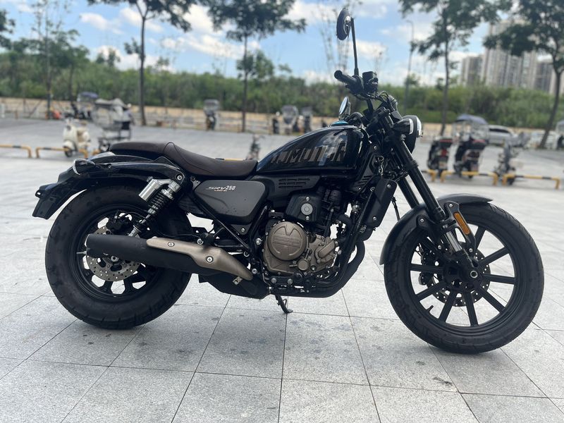 二手QJMOTOR闪250