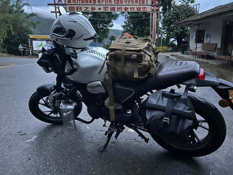 二手五羊本田鸷道 CB190SS