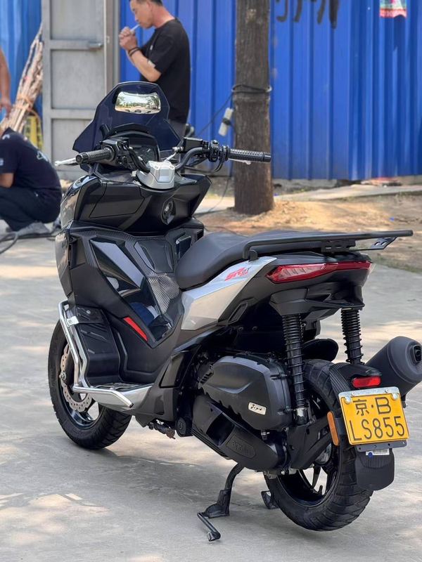 二手阿普利亚SR GT 200