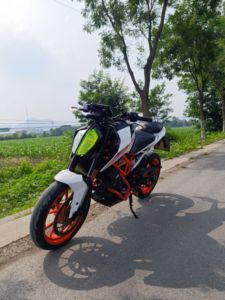 二手KTMR2R390 Duke
