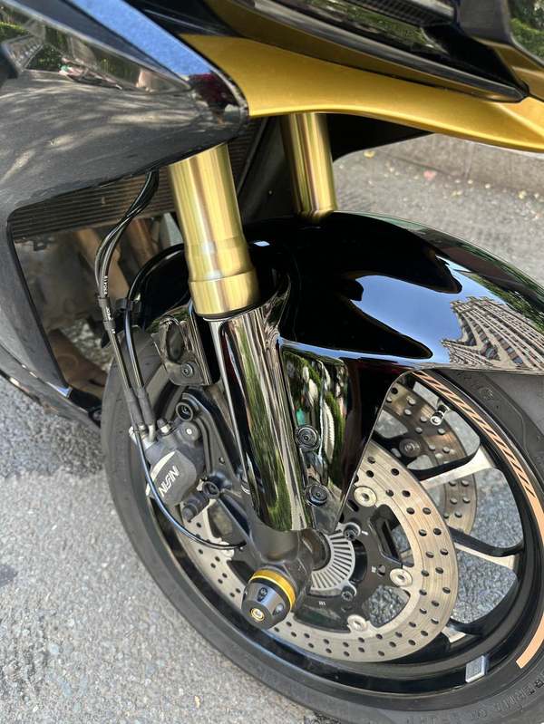 二手贝纳利龙卷风 Tornado 402R