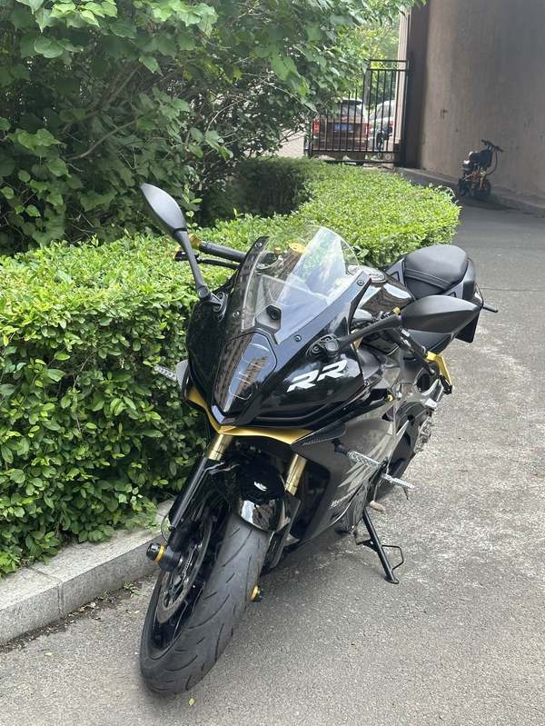 二手贝纳利龙卷风 Tornado 402R