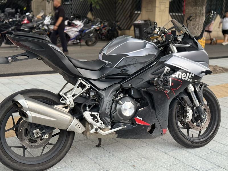 二手贝纳利龙卷风 Tornado 302R