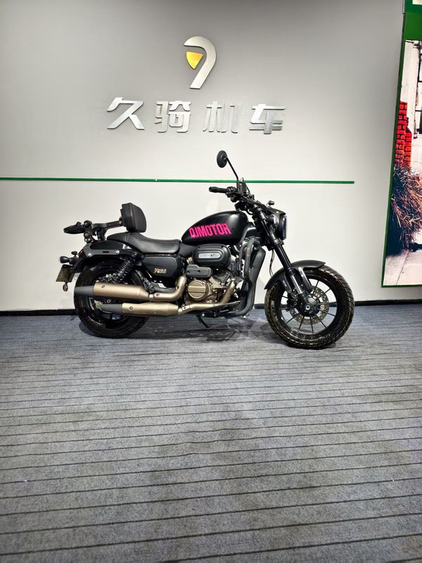 二手QJMOTOR闪300