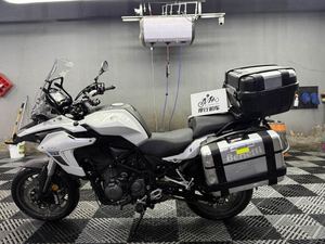 二手贝纳利金鹏 TRK502