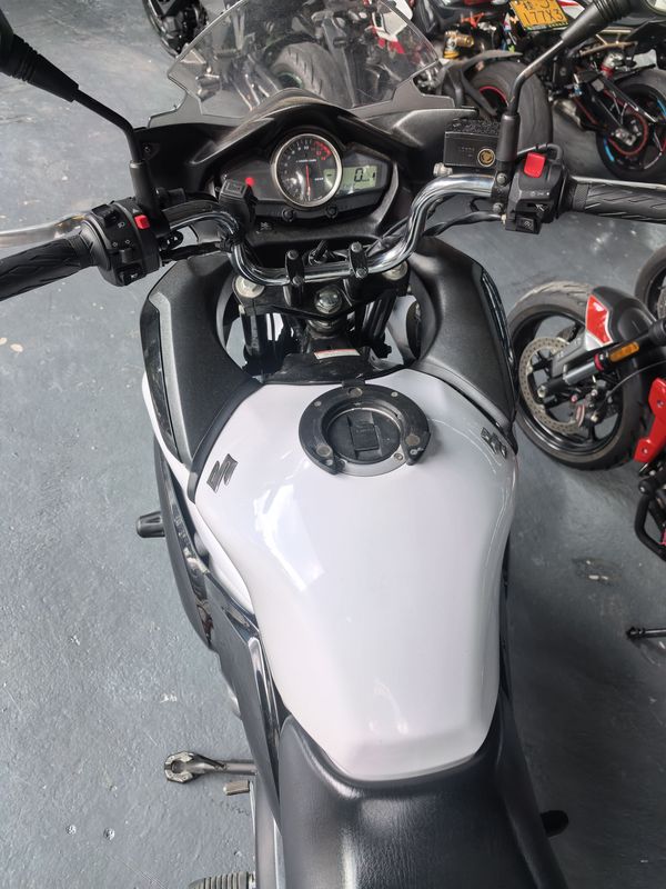 二手豪爵铃木骊驰 GW 250F