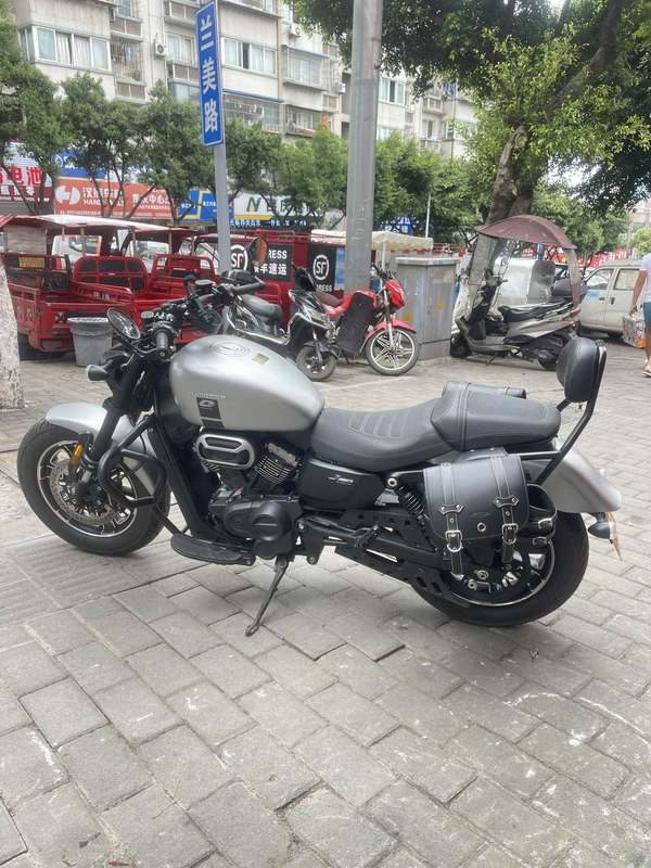 二手QJMOTOR闪250