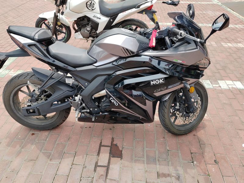 二手台荣GP2-200R