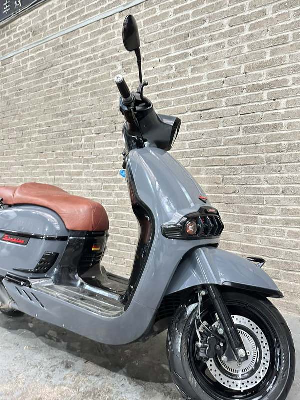 二手维多利亚Sixties 150i