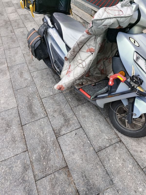 二手济南铃木优驿 UE125T