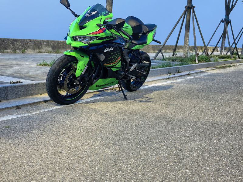 二手川崎ZX-4R