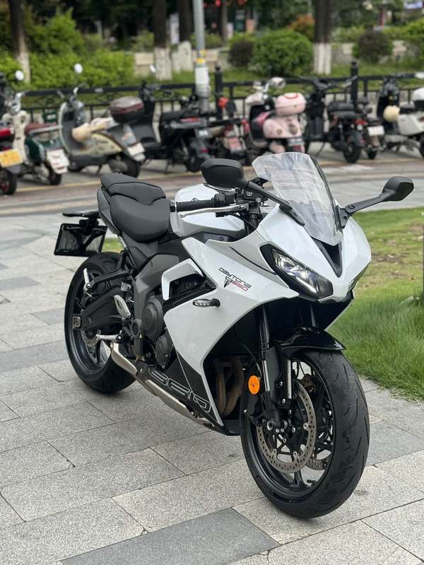 二手凯旋Daytona 660