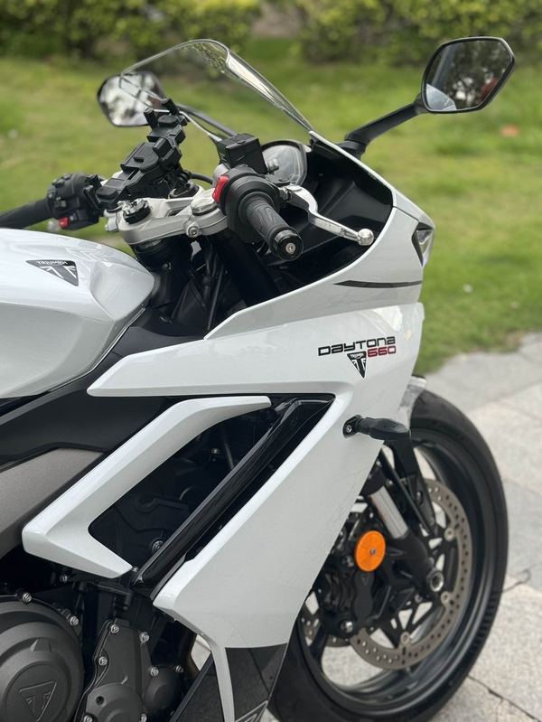 二手凯旋Daytona 660