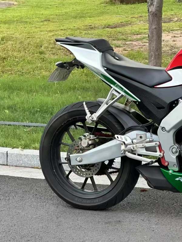 二手宗申阿普利亚GPR250R