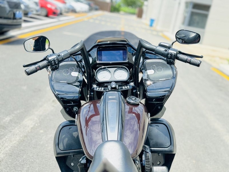 二手哈雷戴维森公路滑翔 Road Glide