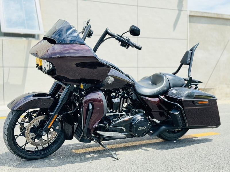 二手哈雷戴维森公路滑翔 Road Glide