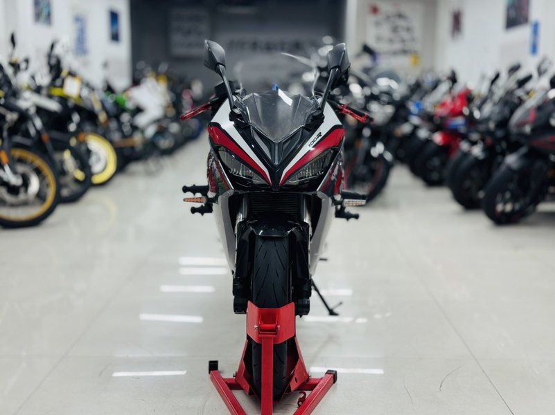 二手QJMOTOR赛400
