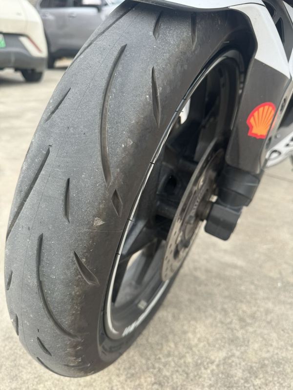 二手贝纳利龙卷风 Tornado 302R