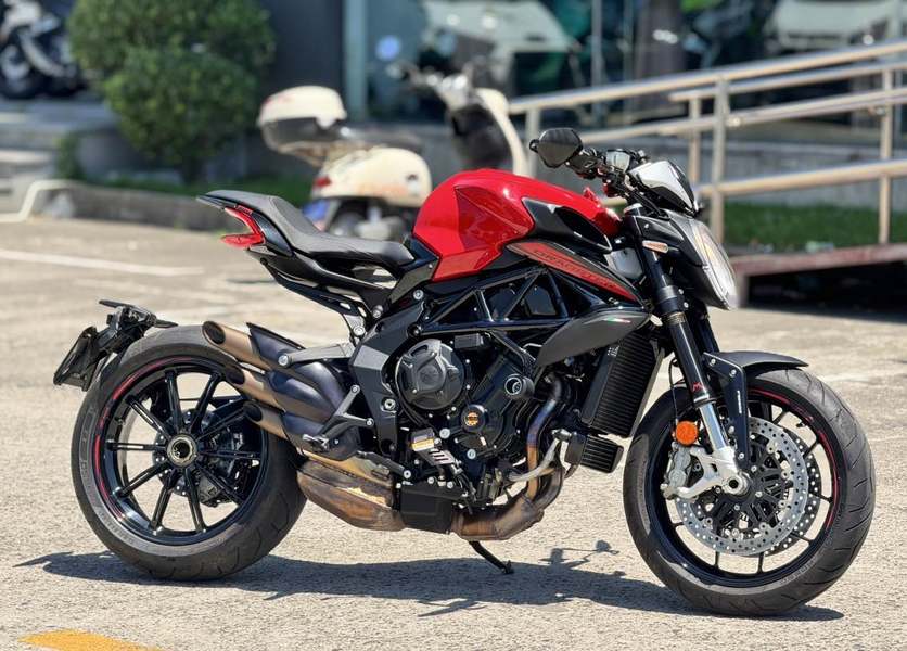 二手奥古斯塔Dragster 800
