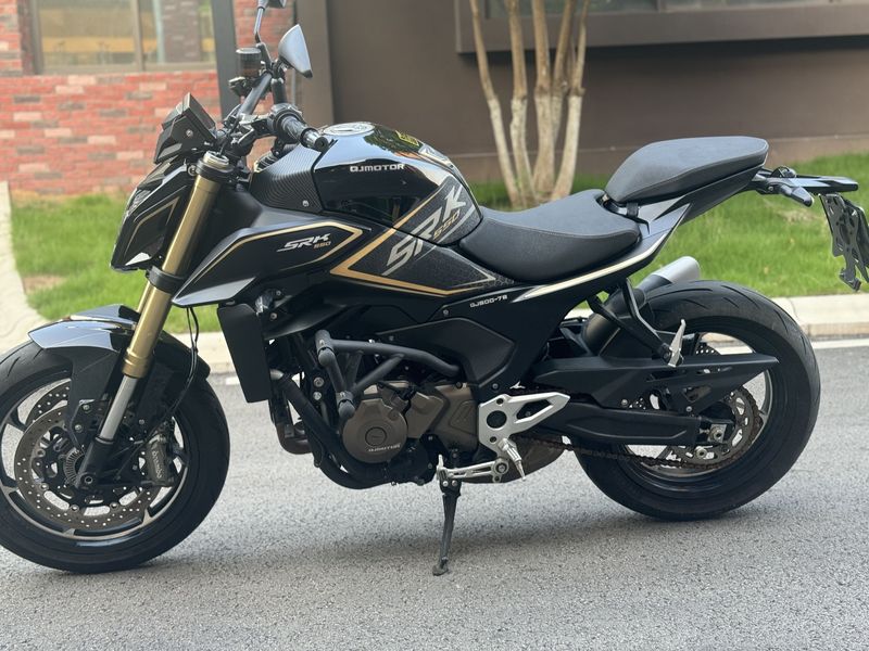 二手QJMOTOR追550