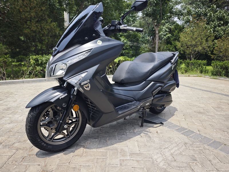 二手光阳赛艇 250