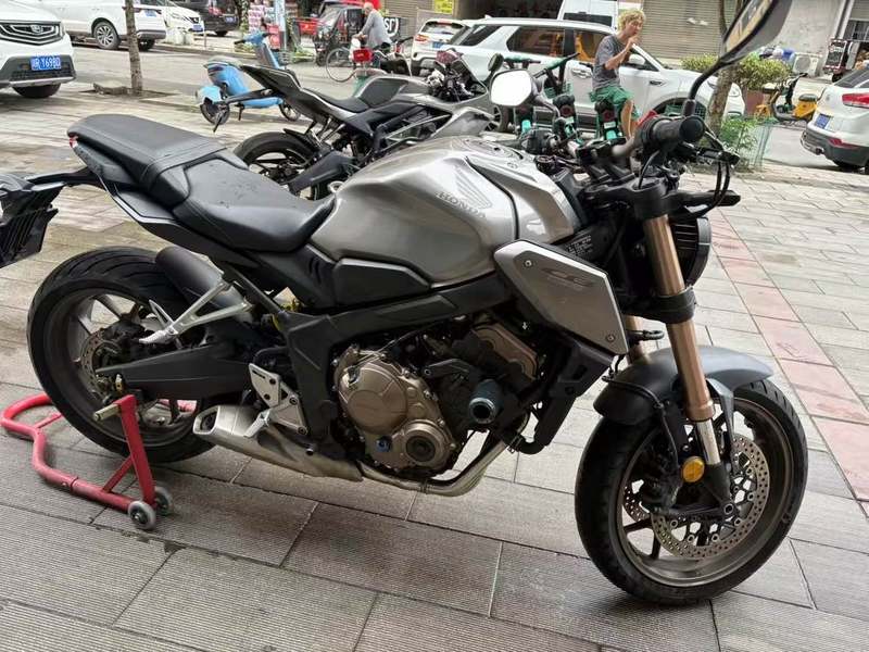 二手本田CB650R 
