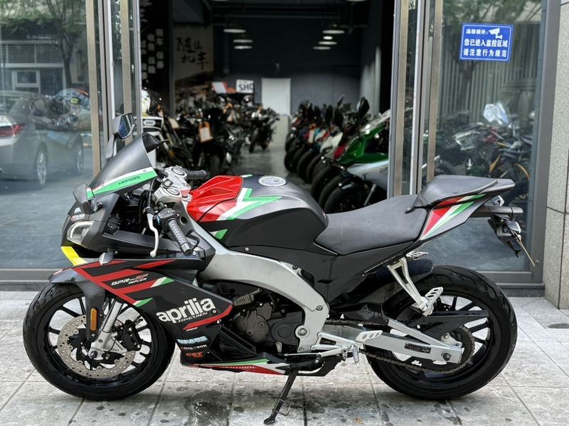 二手宗申阿普利亚GPR250R
