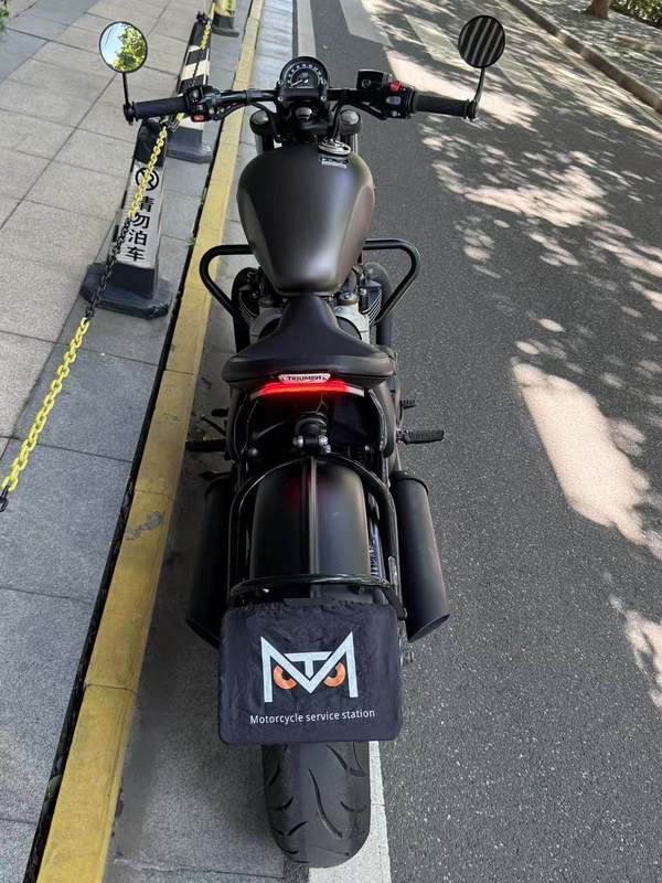 二手凯旋Bonneville Bobber
