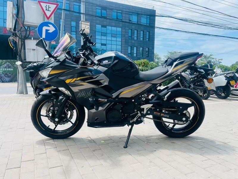 二手川崎Ninja 400