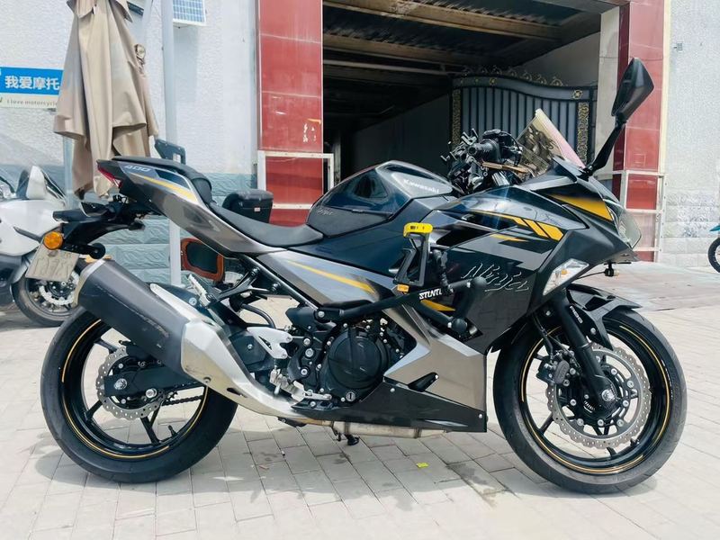 二手川崎Ninja 400