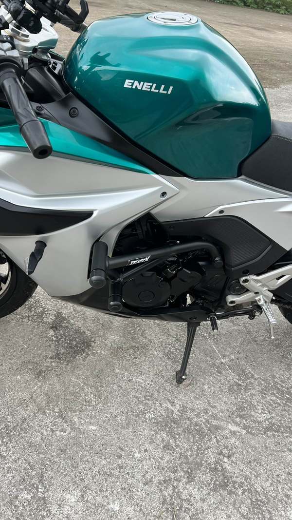 二手贝纳利龙卷风 Tornado 552R