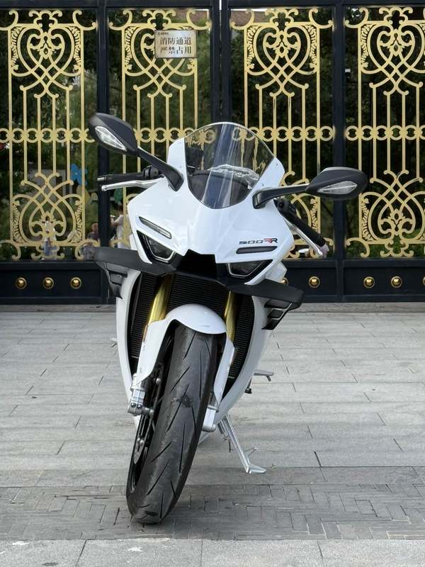 二手张雪机车500RR